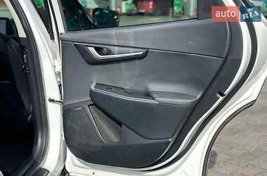 Внедорожник / Кроссовер Kia EV6 2023 в 