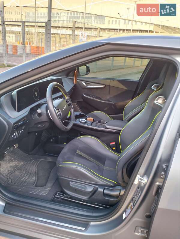 Внедорожник / Кроссовер Kia EV6 2022 в Львове