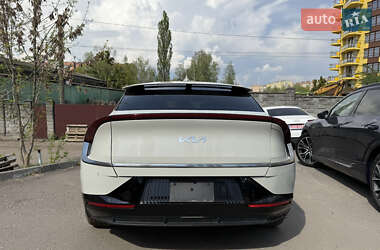 Внедорожник / Кроссовер Kia EV6 2022 в 