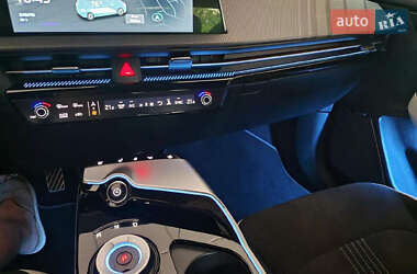 Внедорожник / Кроссовер Kia EV6 2022 в 