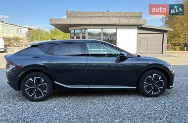 Позашляховик / Кросовер Kia EV6 2023 в 