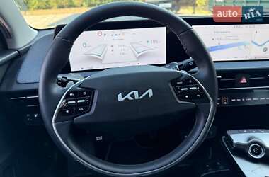 Позашляховик / Кросовер Kia EV6 2023 в 