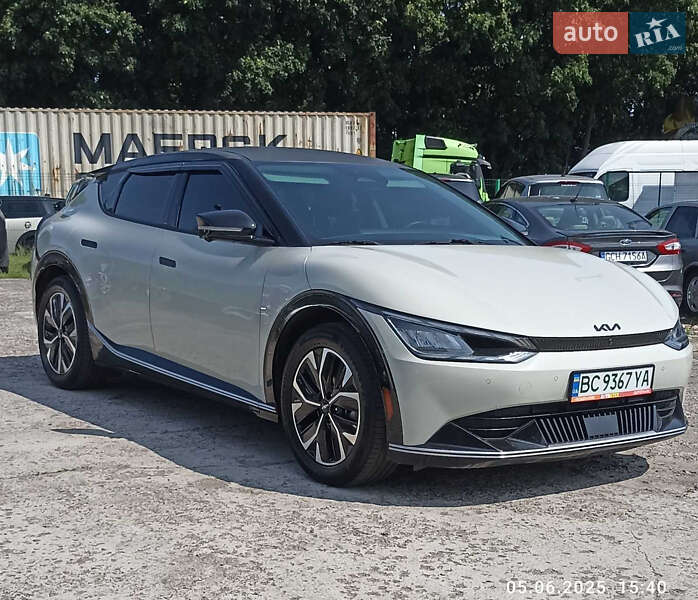Внедорожник / Кроссовер Kia EV6 2022 в 