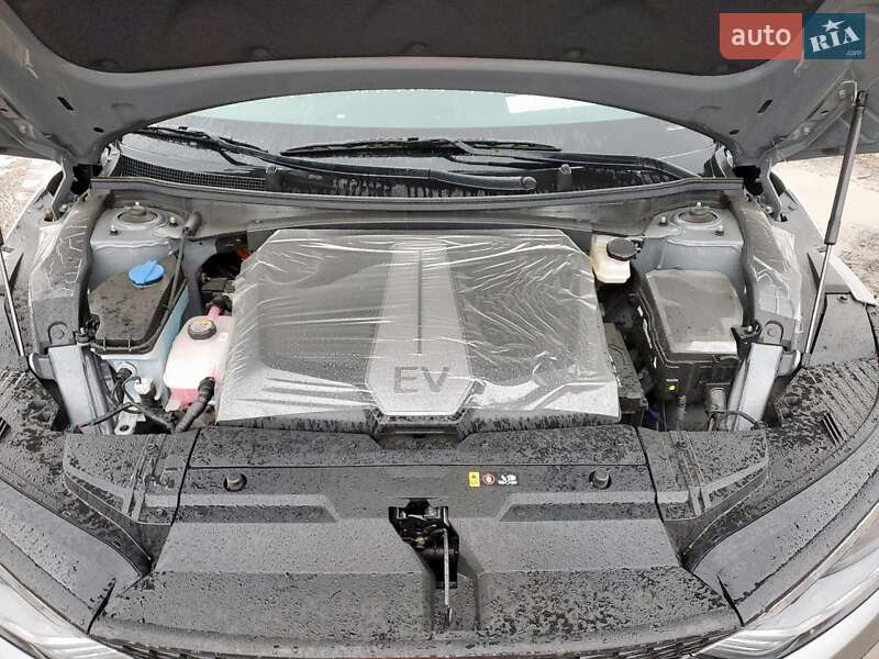 Внедорожник / Кроссовер Kia EV6 2024 в Киеве