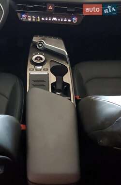 Внедорожник / Кроссовер Kia EV6 2022 в Киеве