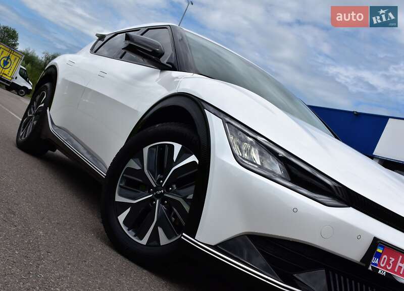 Внедорожник / Кроссовер Kia EV6 2022 в Дрогобыче