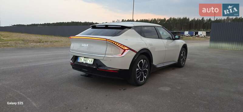Внедорожник / Кроссовер Kia EV6 2021 в Сарнах