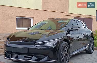 Внедорожник / Кроссовер Kia EV6 2022 в 