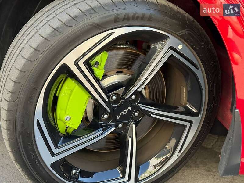 Внедорожник / Кроссовер Kia EV6 2023 в Ровно