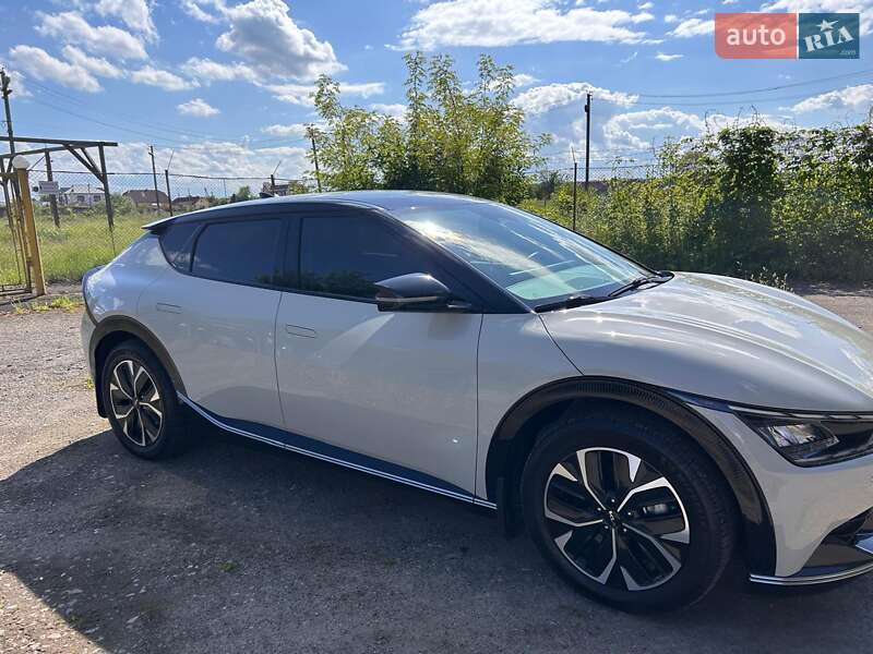 Позашляховик / Кросовер Kia EV6 2022 в Івано-Франківську