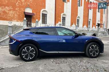 Внедорожник / Кроссовер Kia EV6 2022 в 