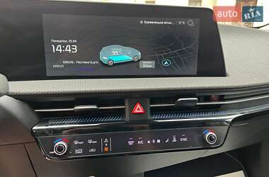 Внедорожник / Кроссовер Kia EV6 2022 в 