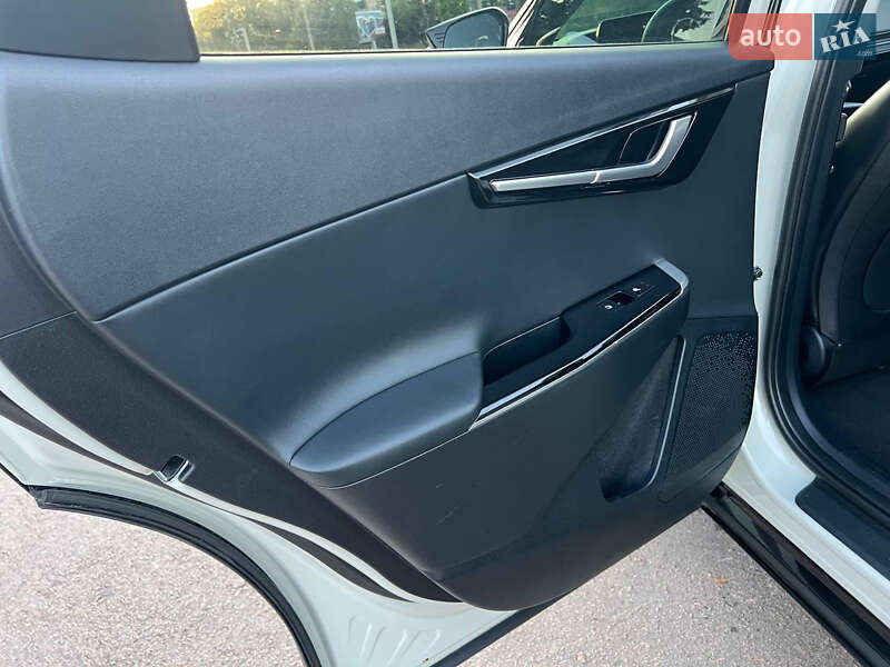 Внедорожник / Кроссовер Kia EV6 2021 в Ровно