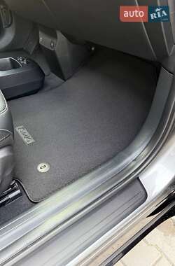 Внедорожник / Кроссовер Kia EV6 2024 в 