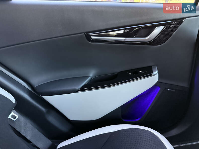 Внедорожник / Кроссовер Kia EV6 2024 в Дрогобыче