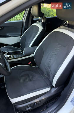 Внедорожник / Кроссовер Kia EV6 2023 в 