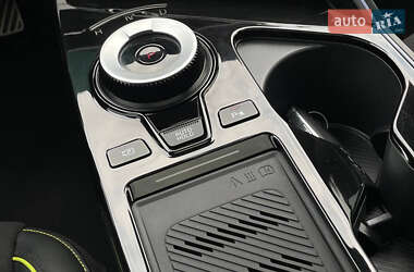 Внедорожник / Кроссовер Kia EV6 2023 в 