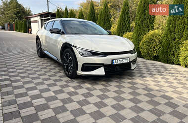 Внедорожник / Кроссовер Kia EV6 2022 в 