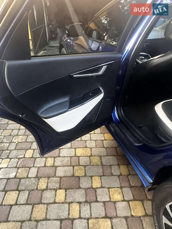 Позашляховик / Кросовер Kia EV6 2022 в Львові фото 16 Позашляховик / Кросовер Kia EV6 2022 в Львові