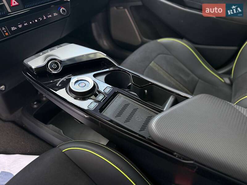 Внедорожник / Кроссовер Kia EV6 2023 в Львове фото 23 Внедорожник / Кроссовер Kia EV6 2023 в Львове