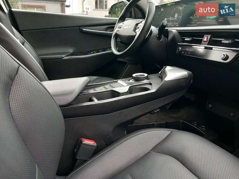 Позашляховик / Кросовер Kia EV6 2022 в Луцьку фото 16 Позашляховик / Кросовер Kia EV6 2022 в Луцьку