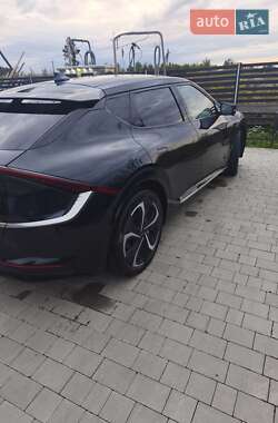 Внедорожник / Кроссовер Kia EV6 2022 в 