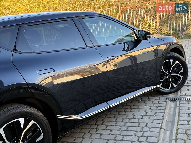 Внедорожник / Кроссовер Kia EV6 2023 в Дрогобыче