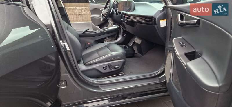 Внедорожник / Кроссовер Kia EV6 2023 в Луцке фото 2 Внедорожник / Кроссовер Kia EV6 2023 в Луцке