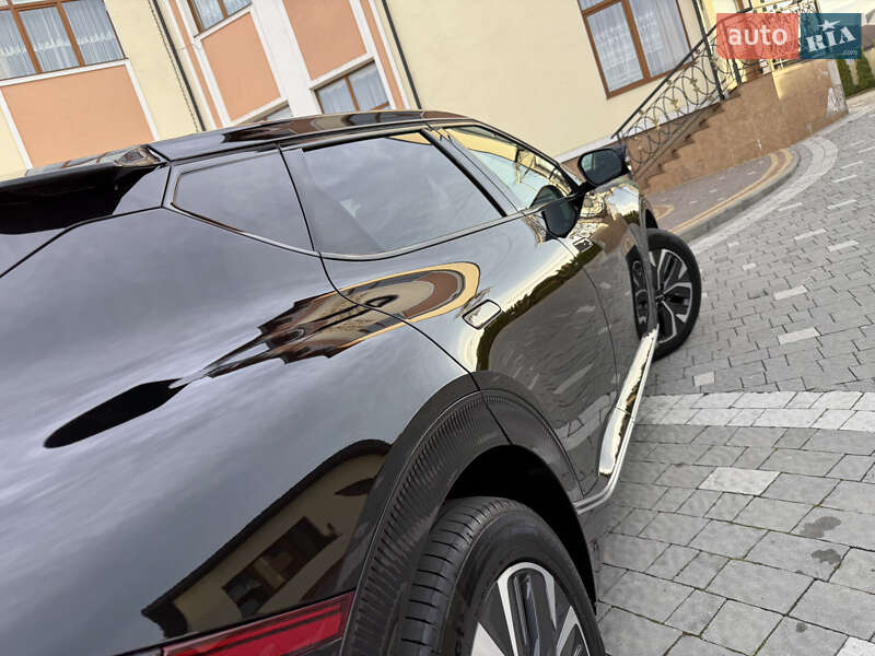 Внедорожник / Кроссовер Kia EV6 2022 в Дрогобыче