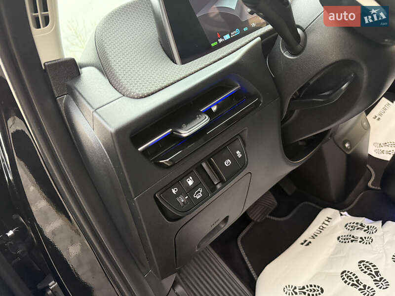 Внедорожник / Кроссовер Kia EV6 2022 в Дрогобыче