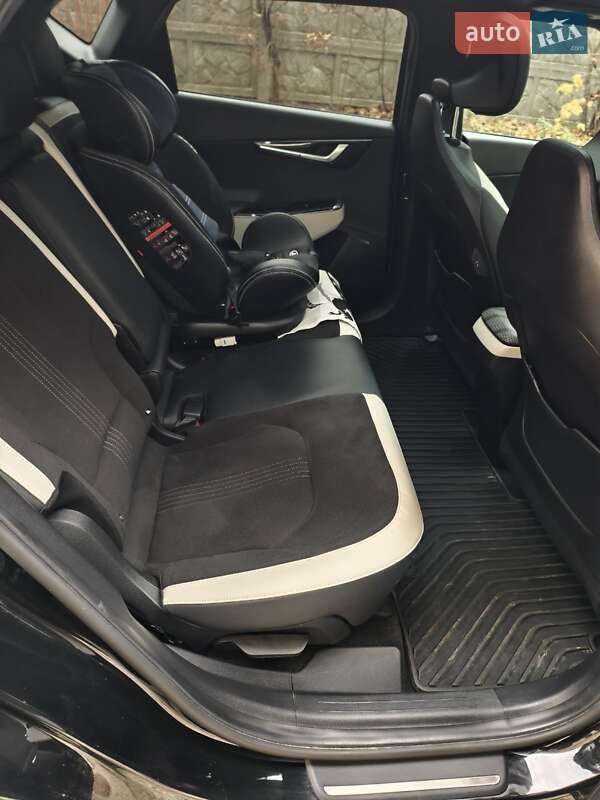 Внедорожник / Кроссовер Kia EV6 2022 в Ивано-Франковске