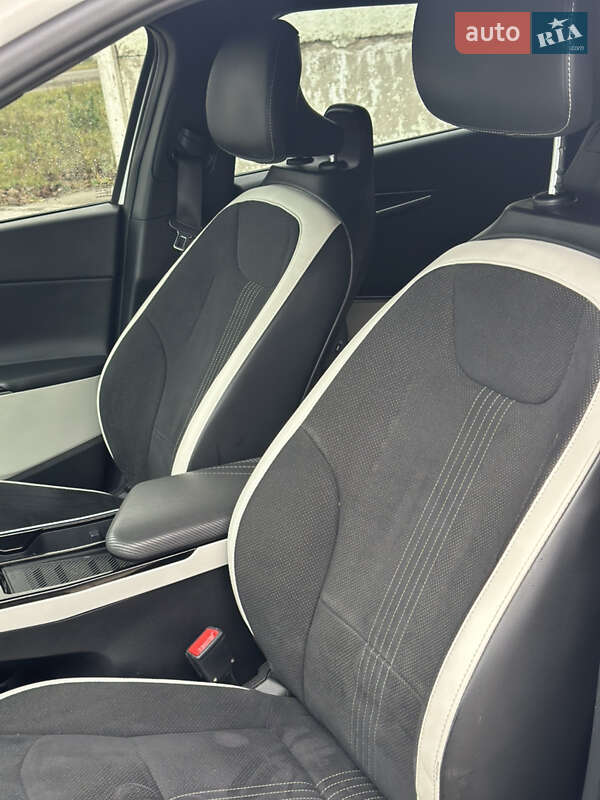 Внедорожник / Кроссовер Kia EV6 2023 в Волочиске