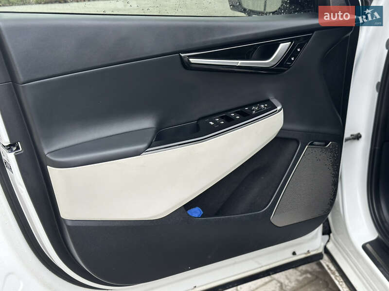 Внедорожник / Кроссовер Kia EV6 2023 в Волочиске