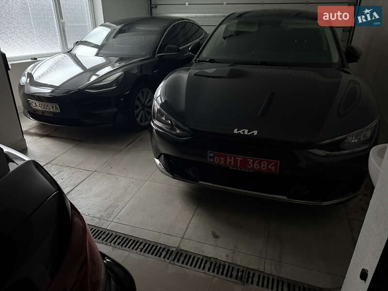 Внедорожник / Кроссовер Kia EV6 2023 в Умани