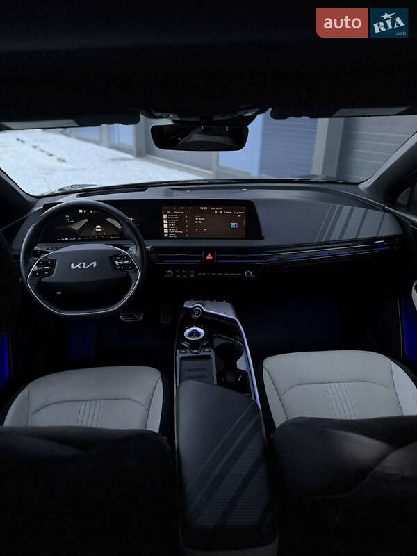 Позашляховик / Кросовер Kia EV6 2021 в Рівному фото 10 Позашляховик / Кросовер Kia EV6 2021 в Рівному