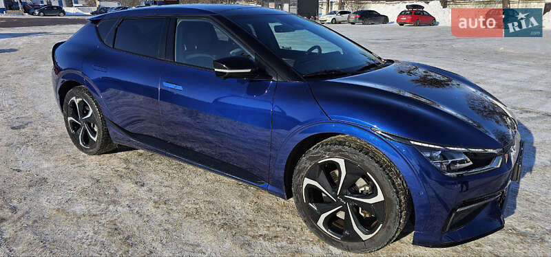 Внедорожник / Кроссовер Kia EV6 2024 в Ровно