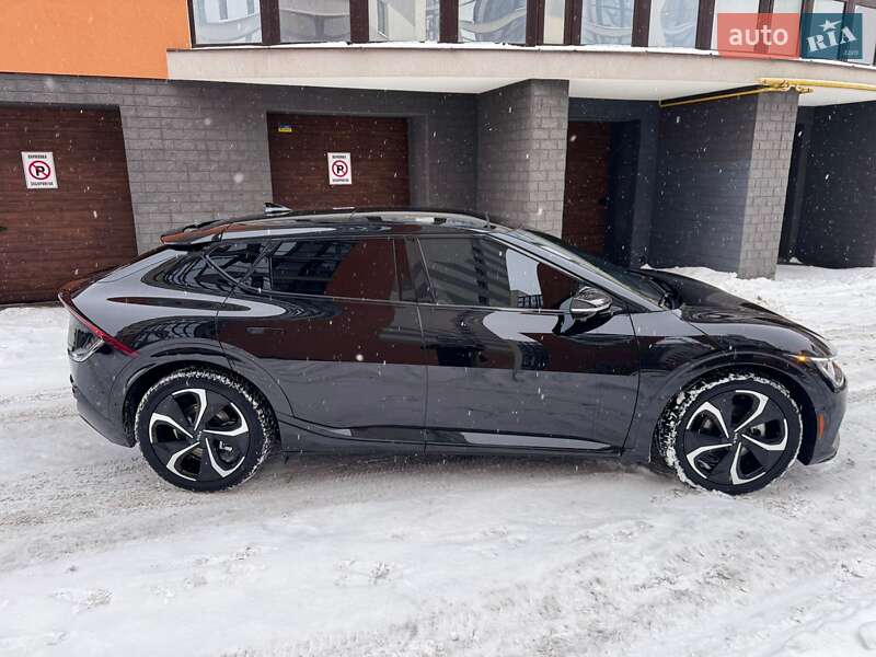 Позашляховик / Кросовер Kia EV6 2022 в Івано-Франківську