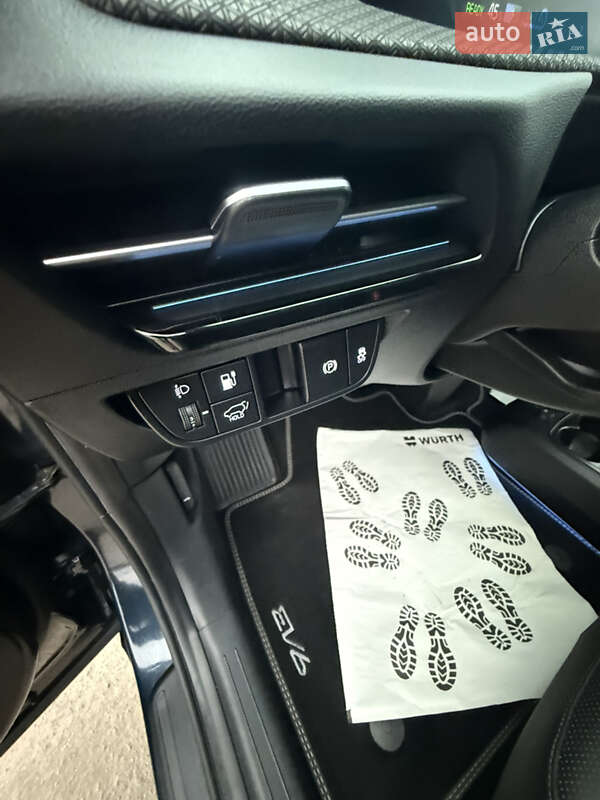 Позашляховик / Кросовер Kia EV6 2022 в Рівному