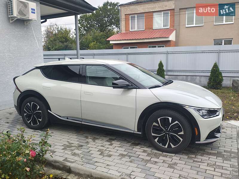 Позашляховик / Кросовер Kia EV6 2023 в Лубнах