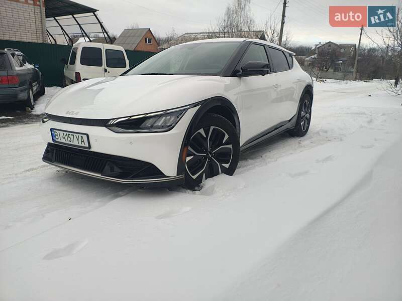 Позашляховик / Кросовер Kia EV6 2022 в Лубнах