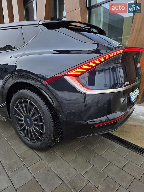 Позашляховик / Кросовер Kia EV6 2022 в Луцьку фото 8 Позашляховик / Кросовер Kia EV6 2022 в Луцьку