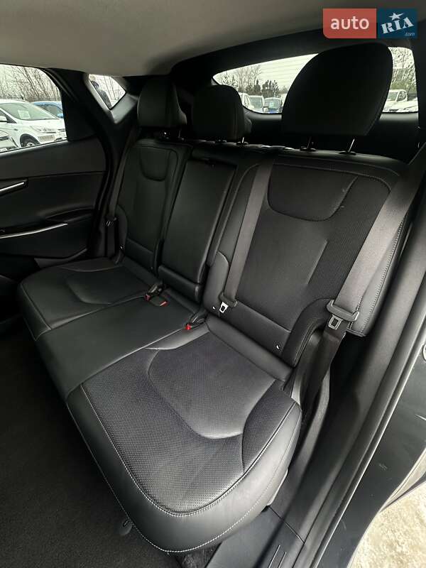 Внедорожник / Кроссовер Kia EV6 2024 в Белогородке фото 20 Внедорожник / Кроссовер Kia EV6 2024 в Белогородке