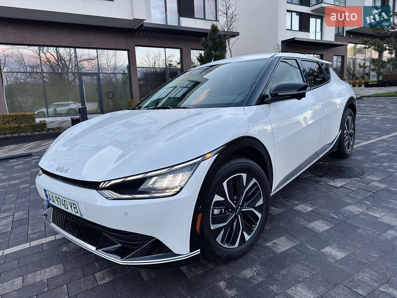 Внедорожник / Кроссовер Kia EV6 2023 в Ужгороде