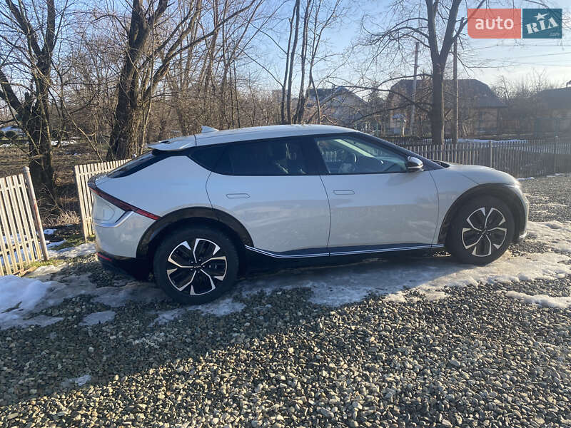 Внедорожник / Кроссовер Kia EV6 2023 в Ивано-Франковске