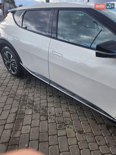 Позашляховик / Кросовер Kia EV6 2021 в Івано-Франківську
