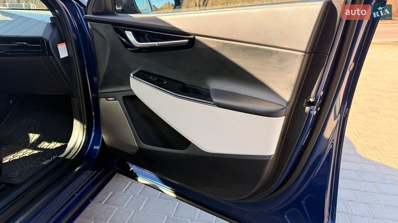 Внедорожник / Кроссовер Kia EV6 2024 в Ровно