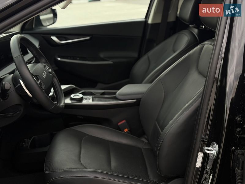 Внедорожник / Кроссовер Kia EV6 2023 в Звягеле фото 23 Внедорожник / Кроссовер Kia EV6 2023 в Звягеле