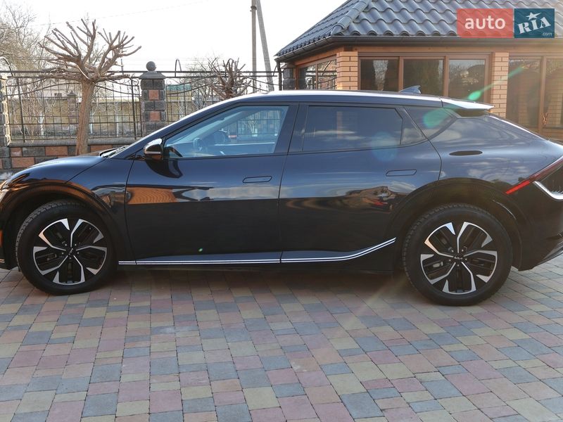 Позашляховик / Кросовер Kia EV6 2023 в Рівному