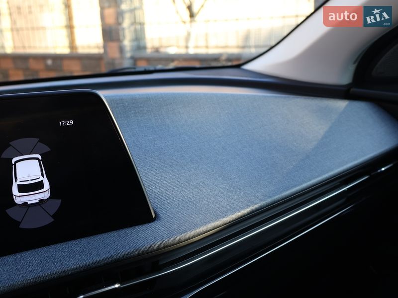 Позашляховик / Кросовер Kia EV6 2023 в Рівному