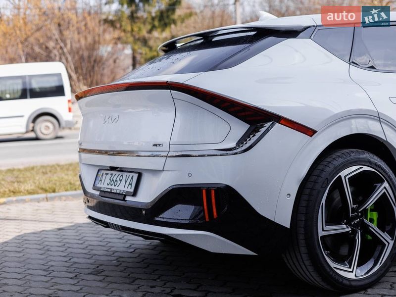 Внедорожник / Кроссовер Kia EV6 2024 в Снятине